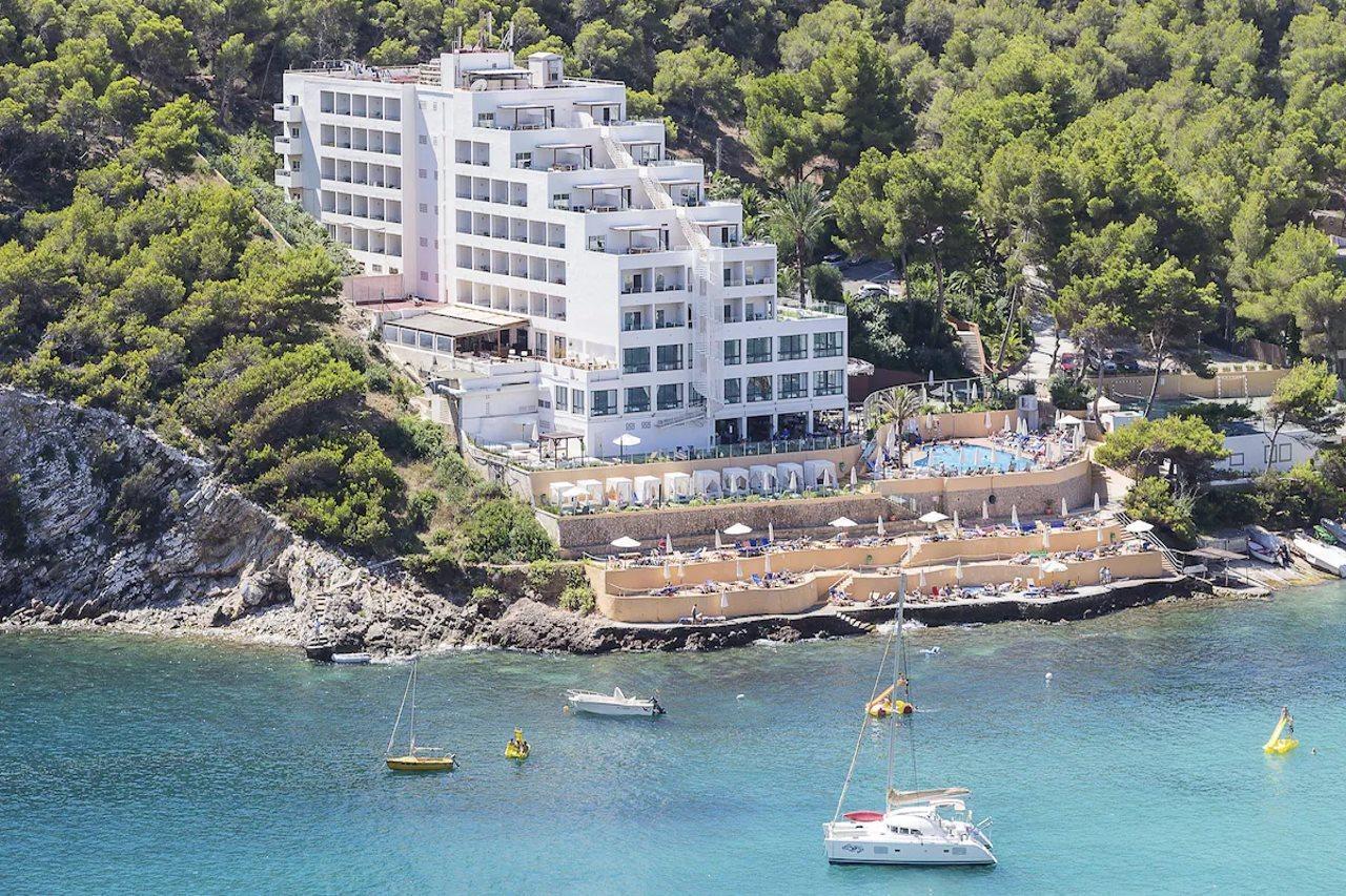 Palladium Hotel Cala Llonga - Adults Only Exterior photo